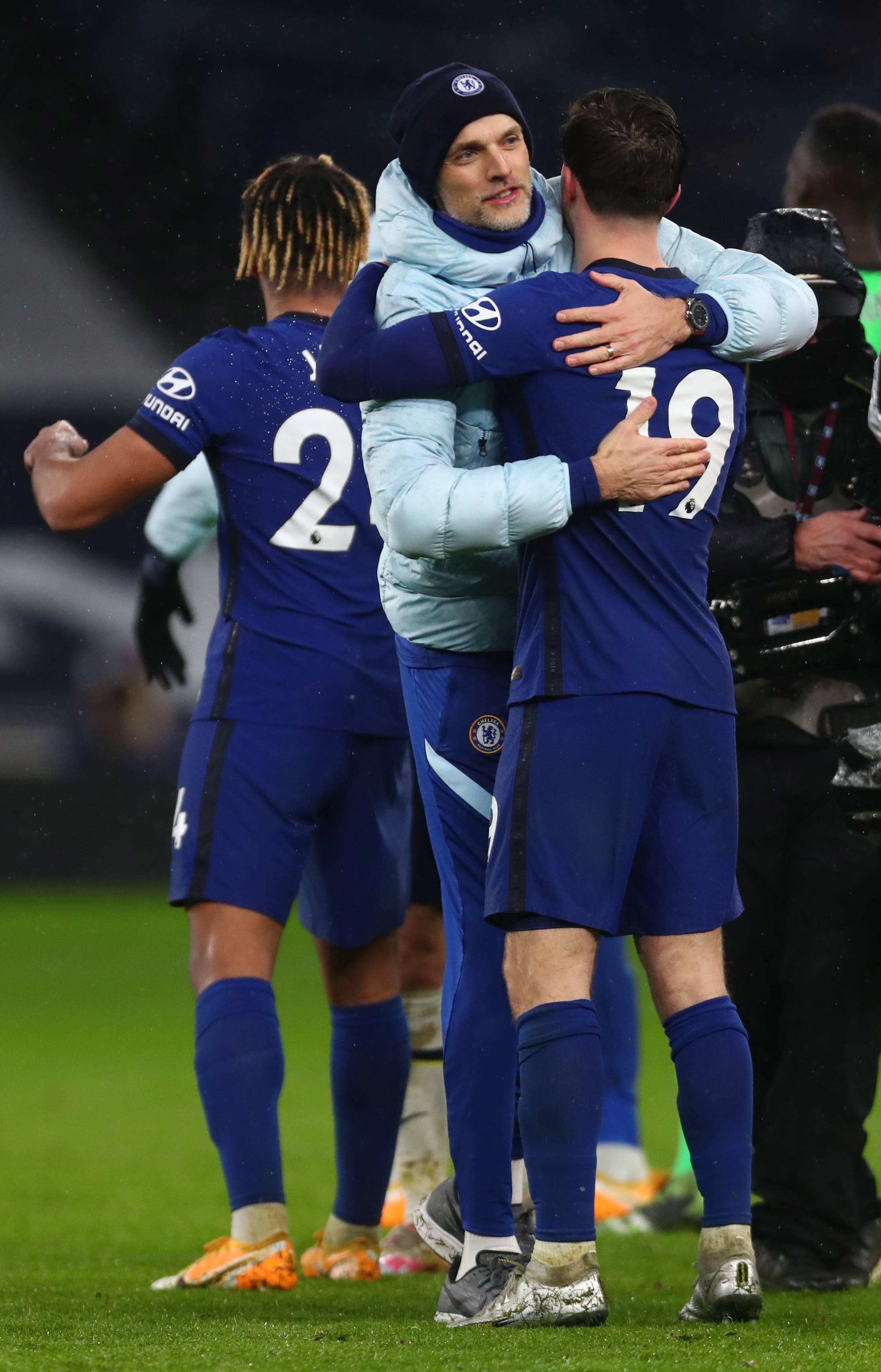 天才凭借其 天才凭借其