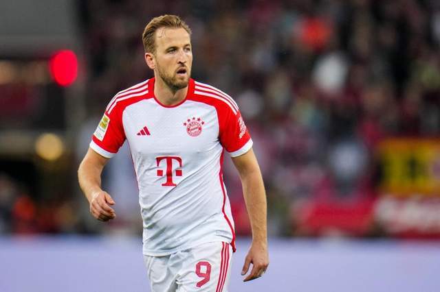 行的滑雪 行的滑雪