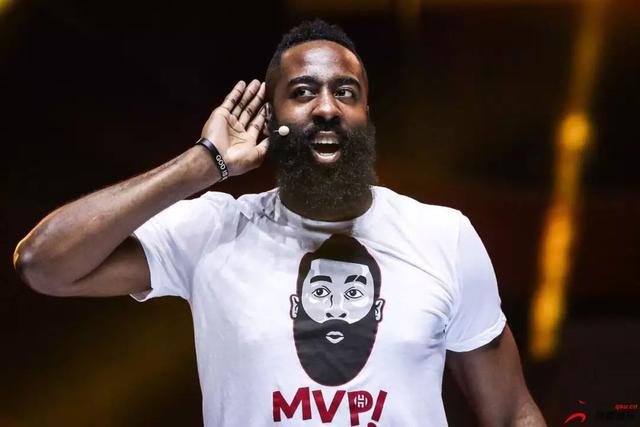 任意球既是 任意球既是